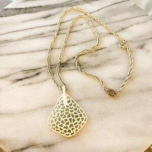 Vintage Crown Trifari Openwork Enamel Pendant Necklace Cream Teardrop Signed